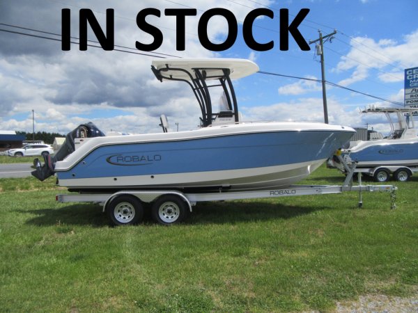 New 2023 Robalo  Boat for sale